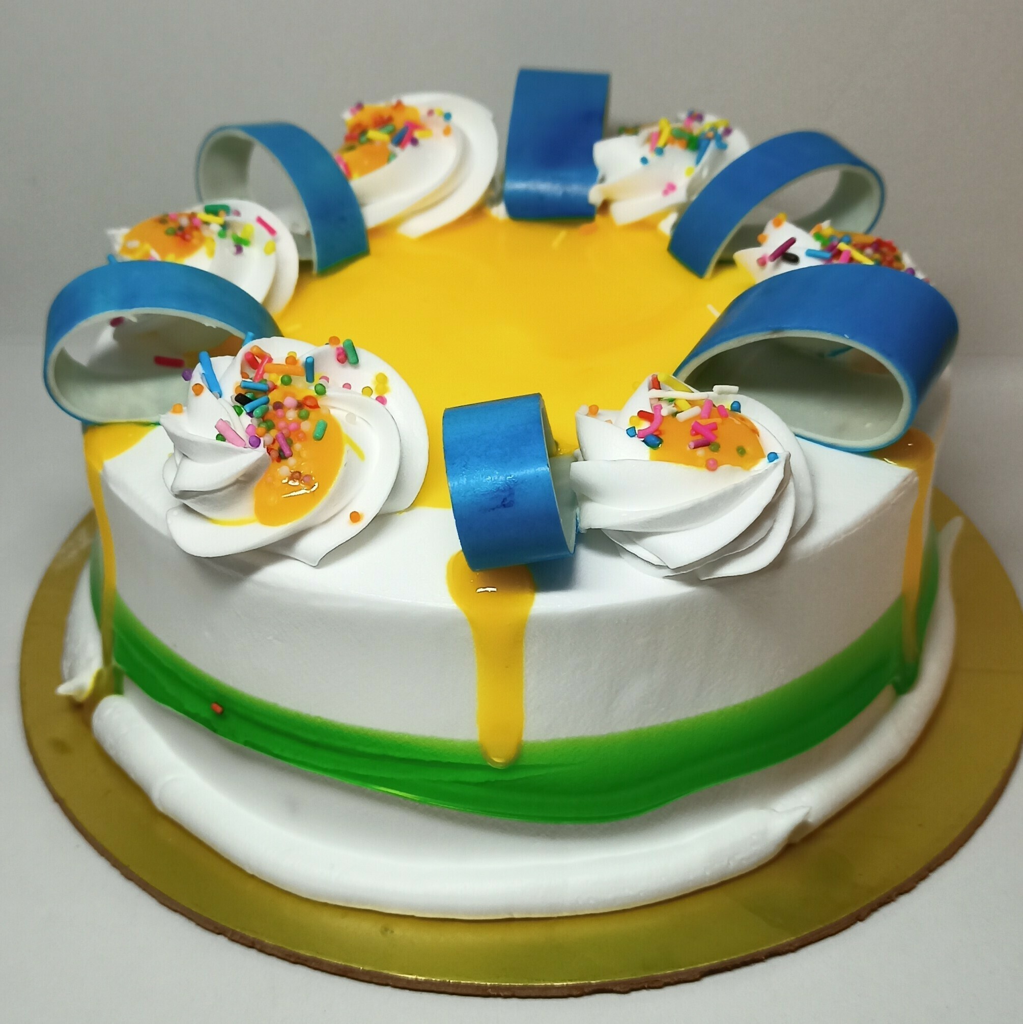 Birthday Pineapple Cake 1 Kg | Order Cakes Online | Gifts2IndiaOnline