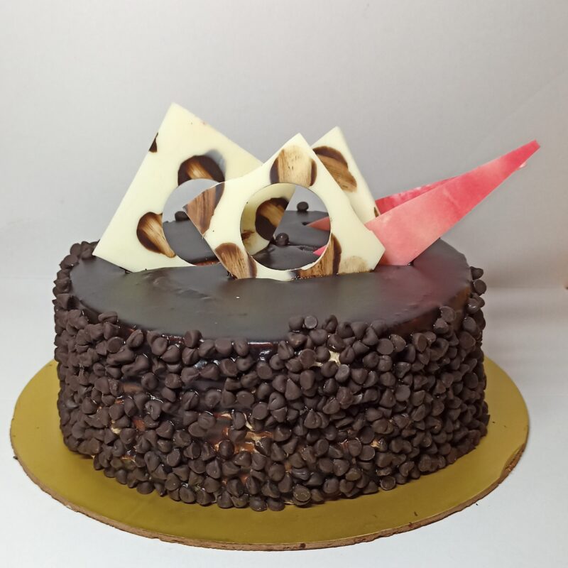 Choco Chips Cake for birthday & anniversary